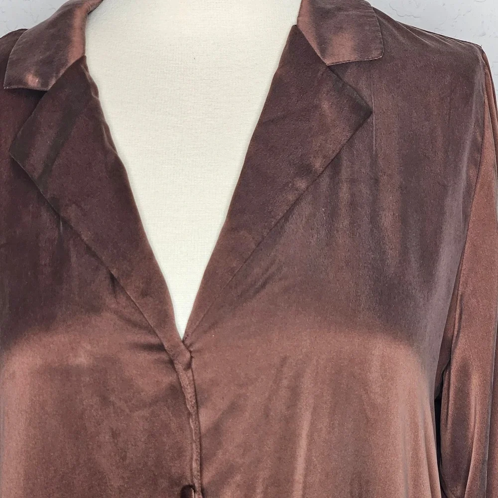 Joie Silk Button Front Blouse Copper Brown Long Sleeve Notched Collar Washable M - Picture 2 of 9